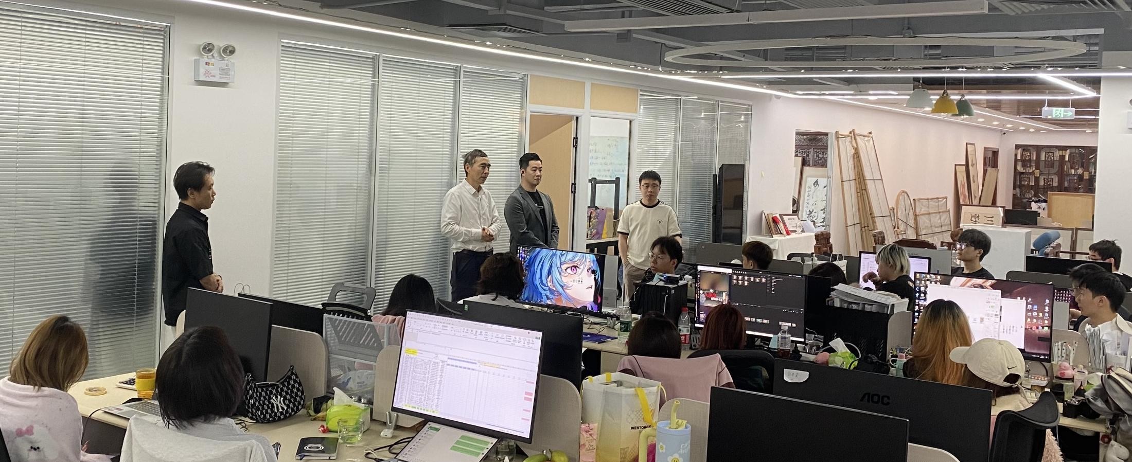 万渔团队办公与培训现场
